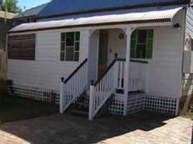 A Pine Cottage - Stayed 0