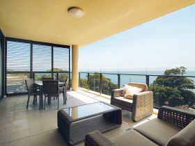 Redcliffe QLD Stayed