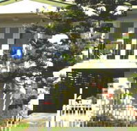 Amanda Stichbury Holiday Guide - Stayed