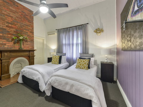 One Thornbury Boutique Bed & Breakfast - Stayed 6