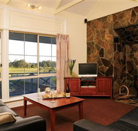 Lakes Entrance Waverley House Cottages - Stayed