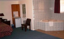 Bushmans Comfort Inn - Parkes - Stayed 0