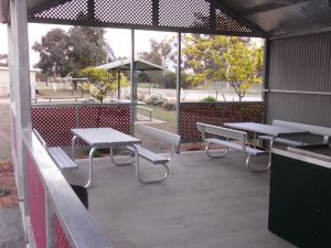 Ariah Park Camping Ground - Stays Accommodation 2