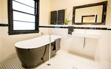 The Commercial Boutique Hotel - Tenterfield - Stayed 0