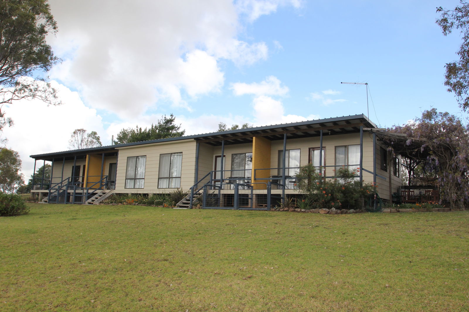 Coopers Gully NSW Stayed