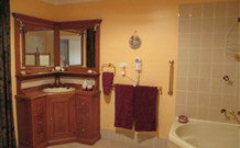 Azalea House B And B - Stayed 1