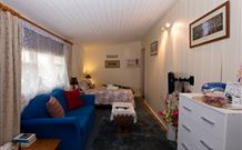 Tenterfield Cottage - Stays Accommodation 5