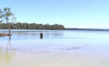 A Paradise Bungalow Waterfront - Stays Accommodation 1