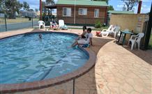 Husky Style - Stayed 0