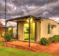 Yarraman Caravan Park  Cabins - Stayed