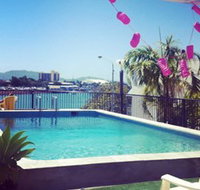 Adventurers Backpackers Resort - Stayed