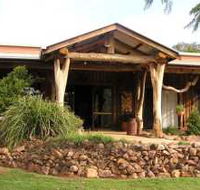The Hollow Log Country Retreat - Stayed