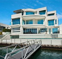 Prestige in Paradise - Stayed