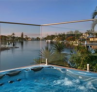 Sanctuary on Water Elite Holiday Home - Stayed