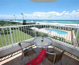 The Breakers - Stayed 2