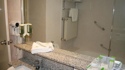 Best Western Grand Country Lodge - Stays Accommodation 8