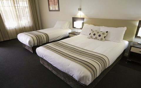 Best Western Plus Charles Sturt Suites And Apartments - Stayed 4