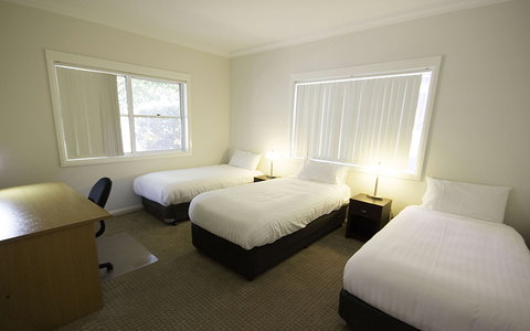 Best Western Plus Charles Sturt Suites And Apartments - Stayed 16
