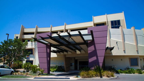 BEST WESTERN City Sands - Stays Accommodation 0