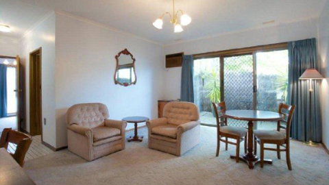 BEST WESTERN Golden Grain Motor Inn - Stayed 2