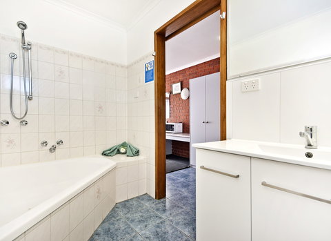 BEST WESTERN Whalers Rest Motor Inn - Stayed 2