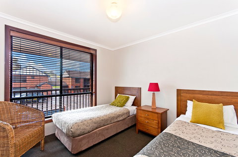 BEST WESTERN Tudor Motor Inn - Stayed 5