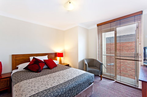 BEST WESTERN Tudor Motor Inn - Stayed 9