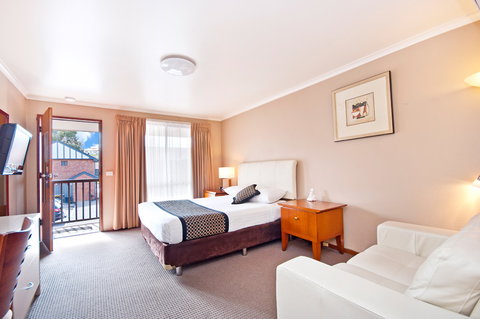 BEST WESTERN Tudor Motor Inn - Stayed 19