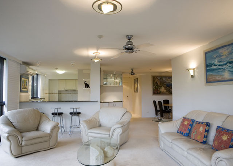 Pacific Towers Apartments - Stays Accommodation 2