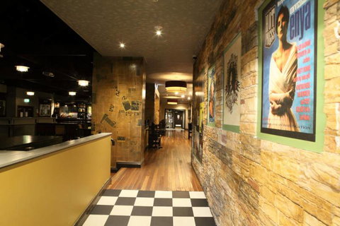 The Irish Village - Stayed 127