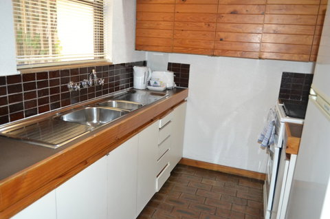 Cottesloe Beach Chalets - Stayed 3