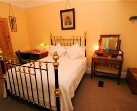 Ashton Gate Guest House - Stayed 1