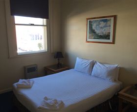 Star Bar Cafe & Hotel - Stayed 1