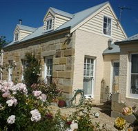 Mulberry Cottage Unique BB and Grannie Rhodes Cultural Heritage Shows - Stayed