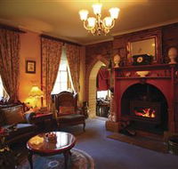 Oatlands Lodge Colonial Accommodation - Stayed