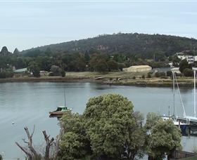 Waterfront Lodge Motel - Stays Accommodation 4