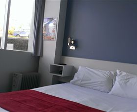 Waterfront Lodge Motel - Stays Accommodation 5