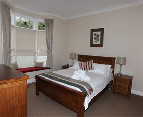 House On The Hill Bed And Breakfast - Stayed 1