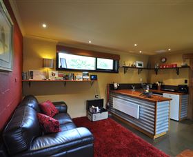 Clear Creek Cottage - Stayed 1