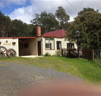 Glenbrook House and Cottage - Stayed