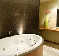 Hepburn Spa Pavilions - Saffron - Stayed