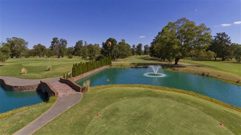 Howlong Country Golf Club & Motel - Stayed 4