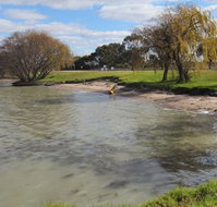 Kangaroo Lake Caravan Park - Stayed