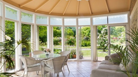 Lakeside Cottage - Stayed 4