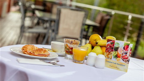 Comfort Inn & Suites Blazing Stump - Stayed 7