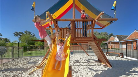 Comfort Inn & Suites Blazing Stump - Stayed 8