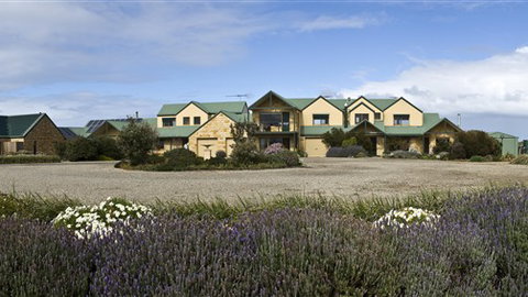 Lonsdale Views - Stayed 4