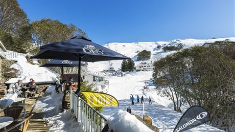 Falls Creek Hotel - Stays Accommodation 5