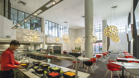 Ibis Melbourne Hotel And Apartments - Stayed 3