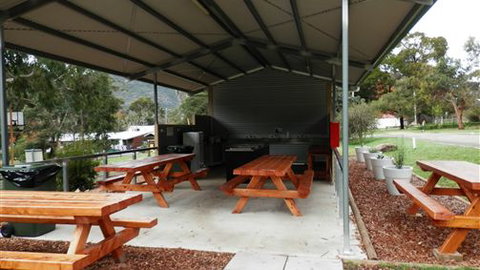 Halls Gap Caravan Park - Stayed 5